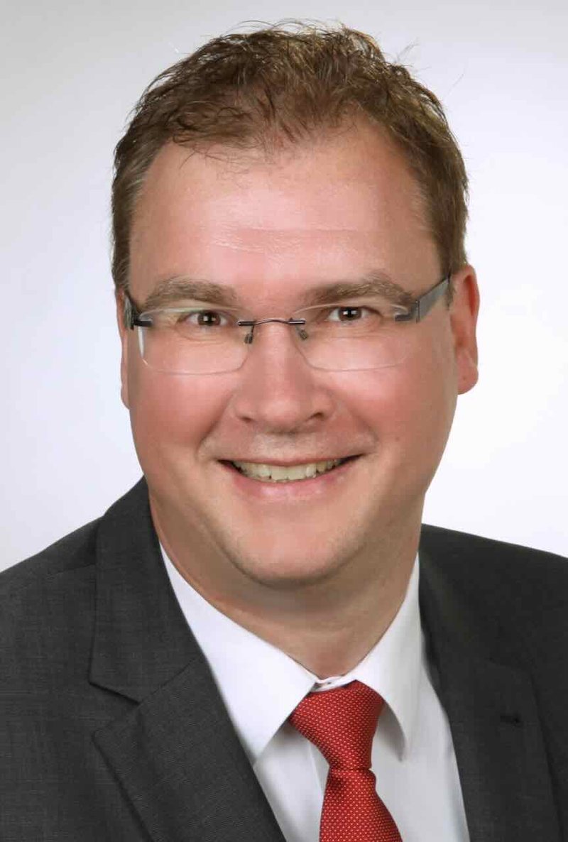 Michael Schnepper — Geschäftsführender Inhaber, Immobilienmakler und Steuergestaltung